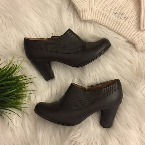 Jaclyn Smith Shoes - Ankle Boots | Brown